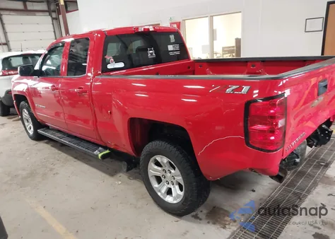 2018 Chevrolet Silverado 1500 2Lt z USA, uszkodzony, nr VIN 1GCVKREC2JZ333773